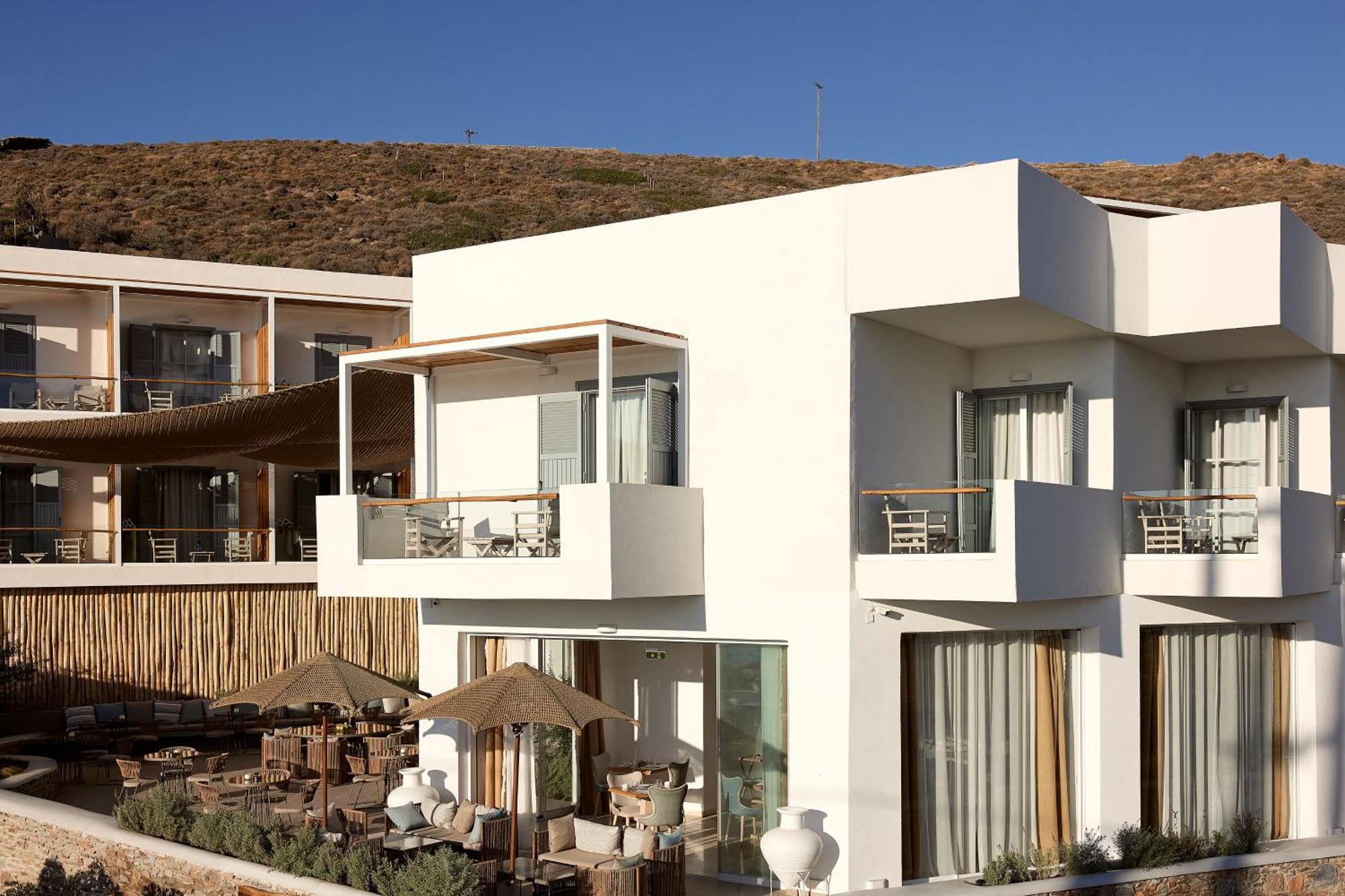 Отель Kythnos Bay 3*