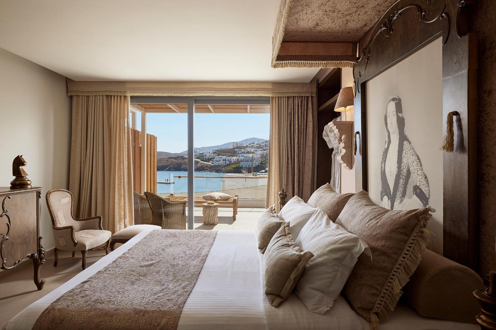 Kythnos Bay Лутра